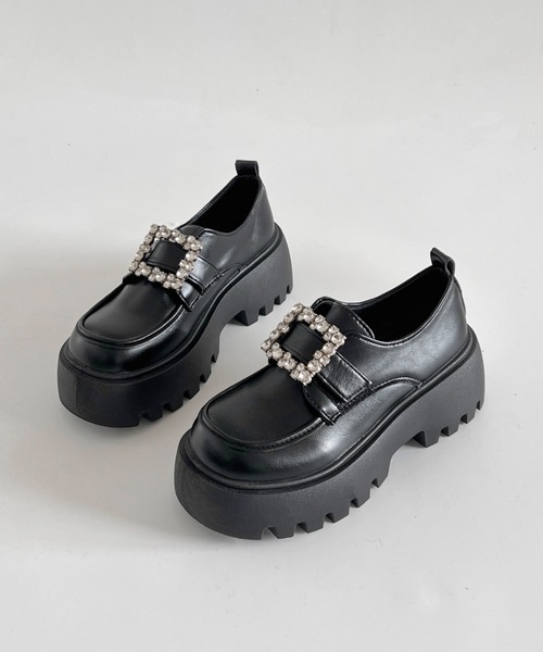 Shoes in Closet(シューズインクローゼット)の「軽量厚底 凹凸ソール 2WAY ビジューバックル ローファー 573(ローファー・レディース・ブラック/ダークブラウン・L/M/LL/S)」の4枚目の写真