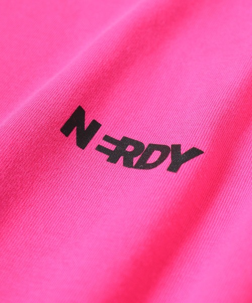 NERDY（ノルディ）の「ブレンク ボールド ロゴ 半袖 Tシャツ（Tシャツ/カットソー・メンズ・ピンク/ネイビー/グレー/ホワイト・M/L/S）」の19枚目の写真