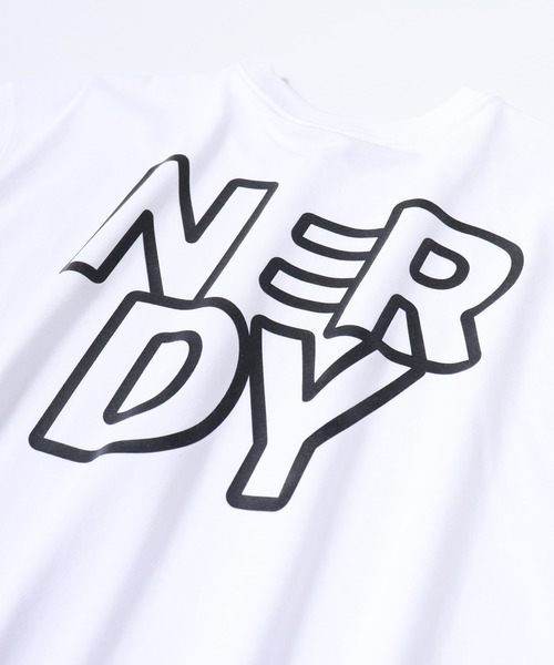 NERDY（ノルディ）の「ブレンク ボールド ロゴ 半袖 Tシャツ（Tシャツ/カットソー・メンズ・ピンク/ネイビー/グレー/ホワイト・M/L/S）」の5枚目の写真