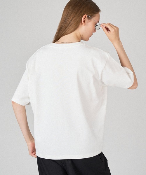 ONCILY（オンシェリー）の「BOUQUET EMBROIDERY T-SHIRT / ブーケ刺繍Tシャツ（Tシャツ/カットソー・メンズ・オフホワイト/ライトホワイト・SMALL/MEDIUM/LARGE）」の6枚目の写真
