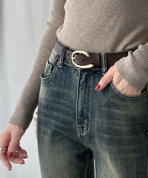 classicalelf（クラシカルエルフ）の「コーデにひとさじ、高級感。牛床革アソートバックルレザーベルト（ベルト・レディース・ブラック系2/ブラック系1/ダークブラウン系2/ダークブラウン系1/ブラック系3/ブラック系4・ONE SIZE）」の19枚目の写真