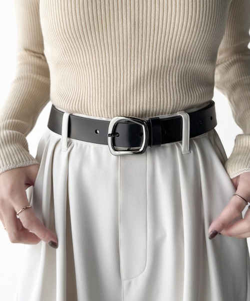 セール】コーデにひとさじ、高級感。牛床革アソートバックルレザー