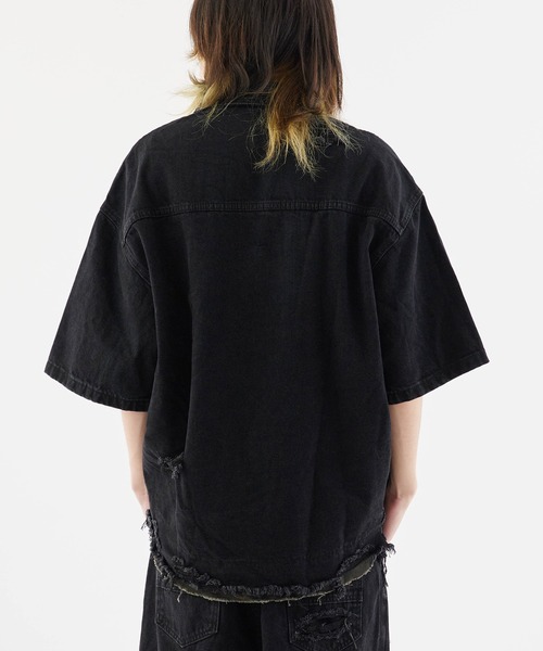 Theater code(シアターコード)の「Damaged Camouflage Denim Jacket/ダメージ迷彩デニムジャケット 秋 秋服メンズ 2026年秋冬(デニムジャケット・メンズ・ブラック系1/ブルー系1・M/L)」の5枚目の写真