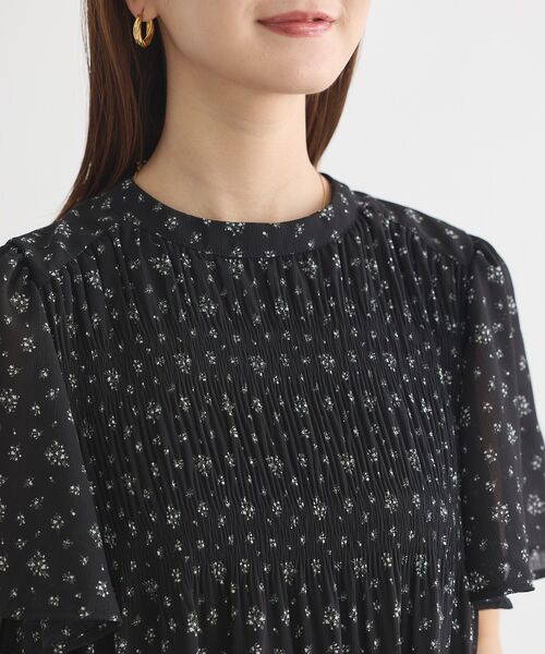 earth music&ecology(アースミュージックアンドエコロジー)の「マジョリカプリーツ半袖ブラウス(シャツ/ブラウス・レディース・ブラック系その他/アイボリー/ベージュ系その他3/ブラック・FREE)」の15枚目の写真