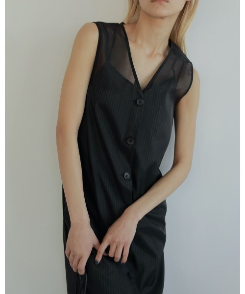 anuke(アンヌーク)の「anuke Stripe Layered Onepiece(ワンピース・レディース・ブラック/ベージュ・36/38)」の1枚目の写真
