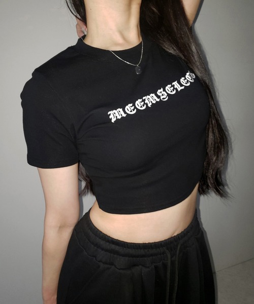 me+em select(ミームセレクト)の「【 2color 】グランジロゴショートちびTシャツ / grunge logo short chibi T-shirt(Tシャツ/カットソー・レディース・ホワイト/ブラック・FREE)」の6枚目の写真