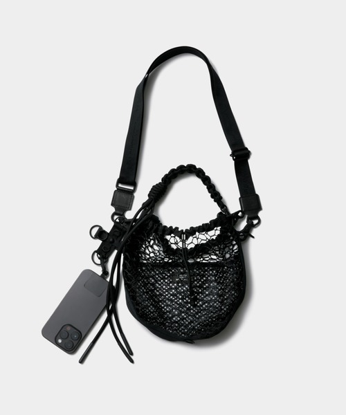 beautiful people（ビューティフルピープル）の「over engineering   mini drawstring strap bag（ショルダーバッグ・レディース・ブラック・FREE）」の13枚目の写真