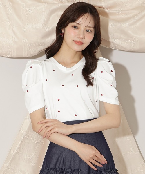 WILLSELECTION(ウィルセレクション)の「ハート刺繍タックスリーブTシャツ(Tシャツ/カットソー・レディース・ピンク/オフホワイト/ブラック・FREE)」の1枚目の写真