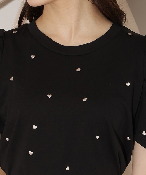 WILLSELECTION(ウィルセレクション)の「ハート刺繍タックスリーブTシャツ(Tシャツ/カットソー・レディース・ピンク/オフホワイト/ブラック・FREE)」の15枚目の写真