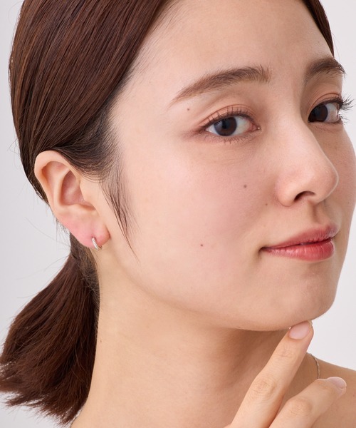 CALIN STANDARD(カリンスタンダード)の「◆金属アレルギー対応◆◆made in japan◆【純金厚メッキ】 ビジュー 極小ミニマル ループフィットイヤリング(イヤリング・レディース・シルバー/ゴールド/ピンクゴールド・FREE)」の7枚目の写真