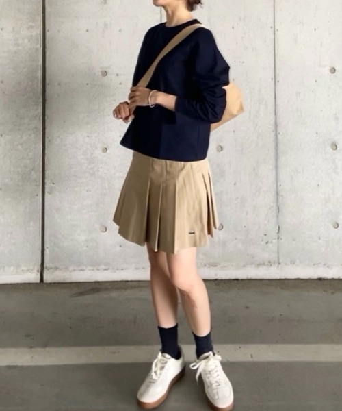 LACOSTE(ラコステ)の「スムースロングスリーブTシャツ(Tシャツ/カットソー・レディース・ブラック/オフホワイト/ネイビー・34/38/36/40)」の5枚目の写真