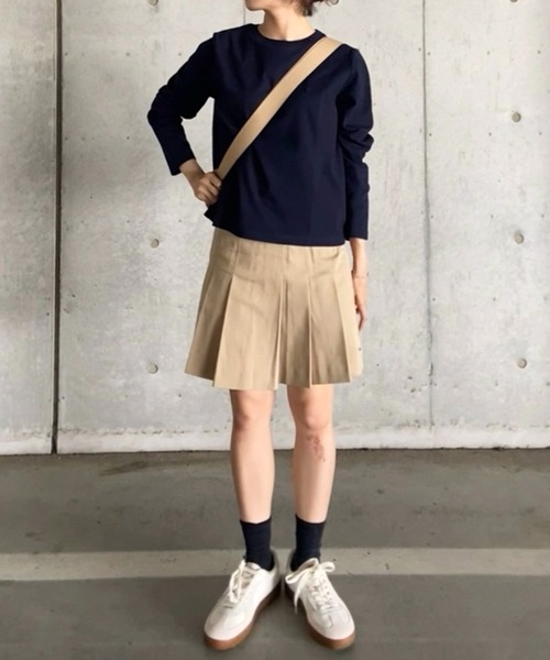 LACOSTE(ラコステ)の「スムースロングスリーブTシャツ(Tシャツ/カットソー・レディース・ブラック/オフホワイト/ネイビー・34/38/36/40)」の4枚目の写真