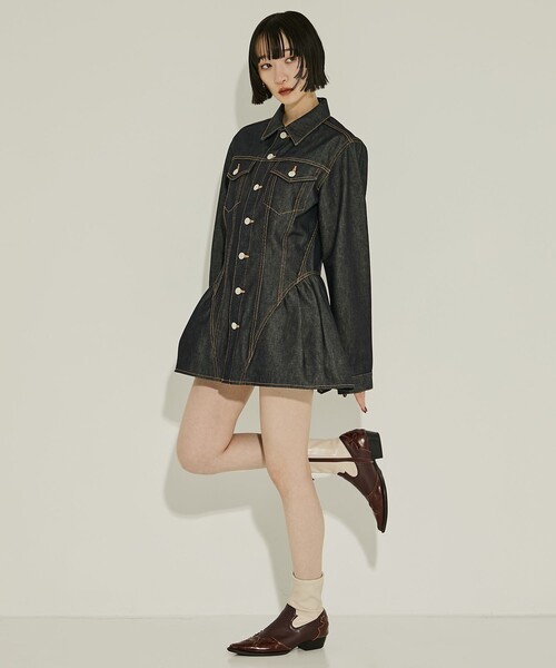 JOHN LAWRENCE SULLIVAN(ジョンローレンスサリバン)の「【JOHN LAWRENCE SULLIVAN/ジョンローレンスサリバン】RIGID DENIM PEPLUM JACKET/リジッドデニムペプラムジャケット(デニムジャケット・レディース・ダークインディゴブルー・XS)」の2枚目の写真