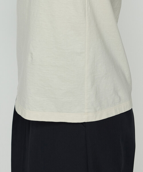 COMME CA Wardrobe(コムサワードローブ)の「ベーシック天竺 Tシャツ(Tシャツ/カットソー・レディース・レッド/ブラウン/キナリ・FREE)」の17枚目の写真