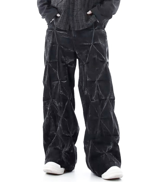 JOHNNY WOLF（ジョニーウルフ）の「SPIDER タックブリーチ ワイド デニムパンツ（デニムパンツ・メンズ・ブラック・XL/L/M/S）」の4枚目の写真