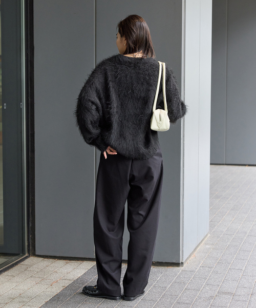 JOURNAL STANDARD(ジャーナルスタンダード)の「《WEB限定追加》シャギークルーネックプルオーバー(ニット/セーター・レディース・ピンク/ブラック/チャコールグレー・FREE)」の14枚目の写真