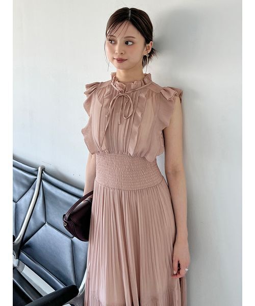 snidel Sustainableシアープリーツウエストワンピース SNIDEL（スナイデル）の「Sustainableシアープリーツウエスト