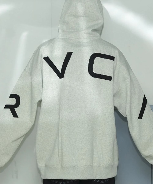 RVCA(ルーカ)の「【RVCA/ルーカ】24AW FAKE RVCA HD/バックプリントロゴプルオーバーパーカー・フーディー(パーカー・メンズ・ヘザーグレー/ブラック・MEDIUM/SMALL)」の2枚目の写真