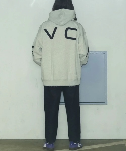 RVCA(ルーカ)の「【RVCA/ルーカ】24AW FAKE RVCA HD/バックプリントロゴプルオーバーパーカー・フーディー(パーカー・メンズ・ヘザーグレー/ブラック・MEDIUM/SMALL)」の12枚目の写真