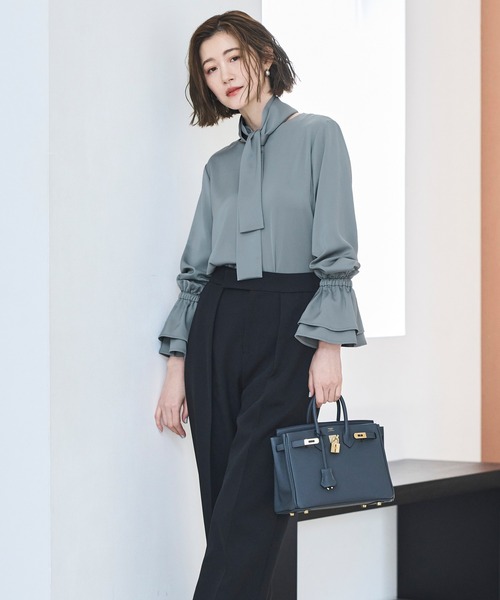 RUIRUE BOUTIQUE(ルイルエブティック)の「マルチway 洗える ストレッチ | 着せ替え ドレープ Tee ブラウス | レディース ボウタイブラウス 体型カバー 長袖 オフィスカジュアル きれいめ トップス シャツ(シャツ/ブラウス・レディース・ピンク/オフホワイト/イエロー/ブラック/ブルーグレー/ピンクベージュ・L/M)」の12枚目の写真