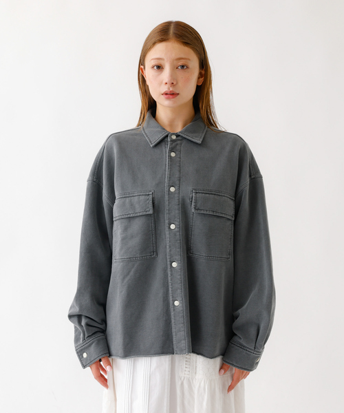 Johnbull（ジョンブル）の「【JOHNBULL/ジョンブル】ピグメントスウェットシャツ/羽織り/スウェット【WEB限定】（シャツ/ブラウス・レディース・ベージュ/チャコールグレー・フリー）」の12枚目の写真