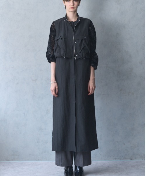 Muel Chic(ミュエルシック)の「Fin shirt one-piece フィンシャツワンピース(ワンピース・レディース・ブラック/ベージュ/オフホワイト・MEDIUM)」の2枚目の写真