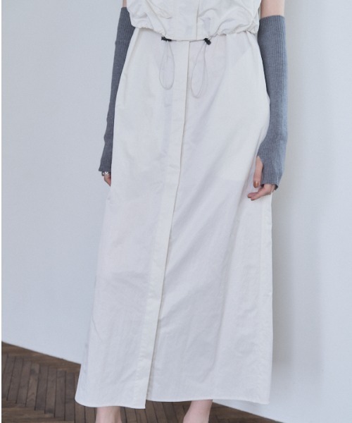 Muel Chic(ミュエルシック)の「Fin shirt one-piece フィンシャツワンピース(ワンピース・レディース・ブラック/ベージュ/オフホワイト・MEDIUM)」の14枚目の写真