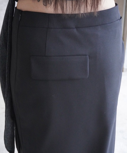 LOW CLASSIC(ロウ クラシック)の「BELTED MAXI SKIRTS(スカート・レディース・ブラック・S)」の8枚目の写真