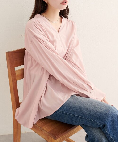 natural couture（ナチュラルクチュール）の「ボタン開きゆるシャツブラウス（シャツ/ブラウス・レディース・ピンク/ブラック/オフホワイト/ブルー・FREE）」の18枚目の写真