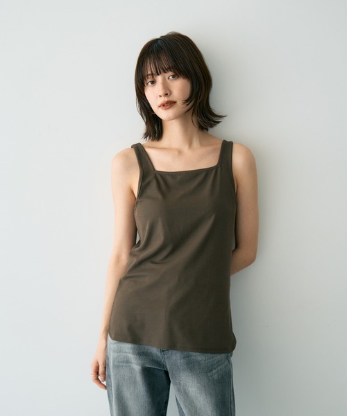 YECCA VECCA(イェッカヴェッカ)の「2wayスクエアリブタンクトップ(タンクトップ・レディース・アイボリー/ブラック/ブラウン・FREE)」の4枚目の写真