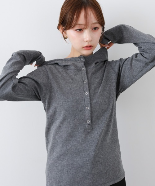 Bab(バブ)の「リブフーディーサムホール付カットトップス(Tシャツ/カットソー・レディース・アイボリー/ブラック/グレー・FREE)」の11枚目の写真