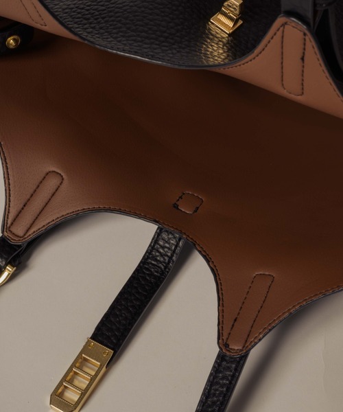 NEUNA(ヌナ)の「Grainy bag(トートバッグ・レディース・ベージュ/グレイッシュベージュ/ブラック・FREE)」の12枚目の写真