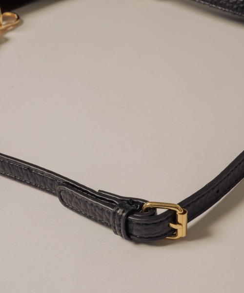 NEUNA(ヌナ)の「Grainy bag(トートバッグ・レディース・ベージュ/グレイッシュベージュ/ブラック・FREE)」の4枚目の写真