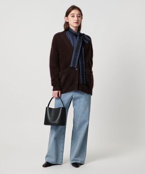 UNITED ARROWS（ユナイテッドアローズ）の「レース コンビ ボウタイ リボン ブラウス ‐ウォッシャブル‐（シャツ/ブラウス・レディース・オフホワイト/ライトブルー/ネイビー・FREE）」の7枚目の写真