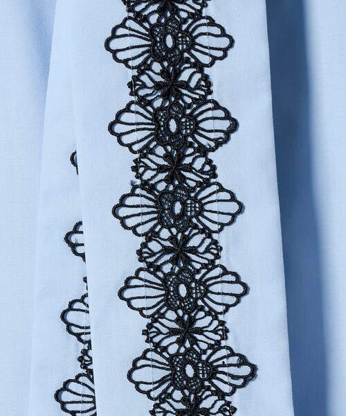 UNITED ARROWS（ユナイテッドアローズ）の「レース コンビ ボウタイ リボン ブラウス ‐ウォッシャブル‐（シャツ/ブラウス・レディース・オフホワイト/ライトブルー/ネイビー・FREE）」の15枚目の写真