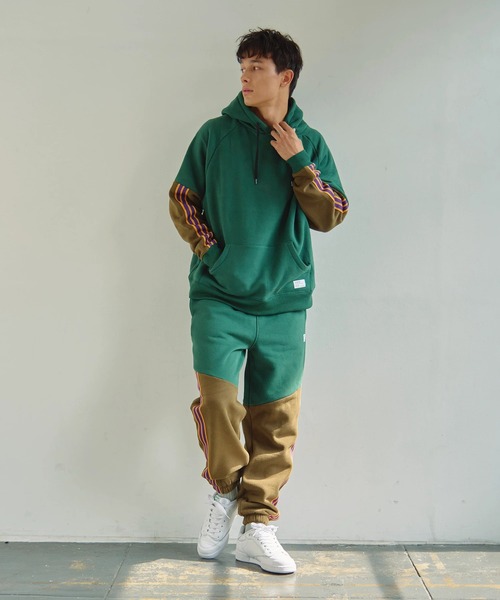 go slow caravan（ゴースローキャラバン）の「Duckster/ダックスター　バイカラーストライプパンツ（その他パンツ・メンズ・チャコールグレー/グリーン/ライトグレー・X-LARGE/MEDIUM/LARGE）」の11枚目の写真