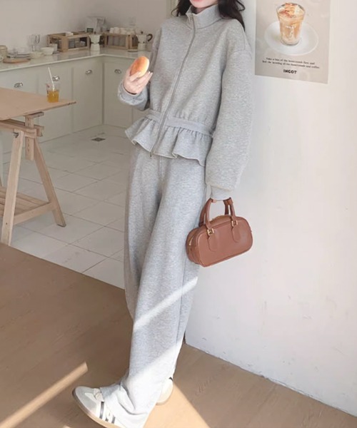 frunco(フランコ)の「【ZOZO限定】スエットセットアップ(スウェット・レディース・グレー・MEDIUM)」の16枚目の写真