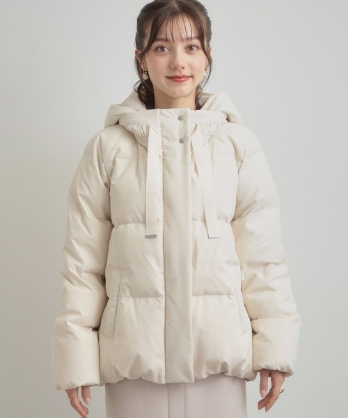 couture brooch（クチュールブローチ）の「【冬の名品・撥水】愛されダウン（ダウンジャケット/コート・レディース・アイボリー/ブラック/サックスブルー/ライトグレー・36/38/40/42）」の8枚目の写真