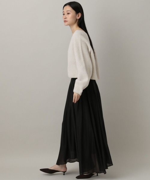 A part by(アパートバイ)の「【前後2WAY】フォックスカシミヤウールラメVネックプルオーバー(ニット/セーター・レディース・アイボリー/ライトベージュ/ネイビー・FREE)」の7枚目の写真