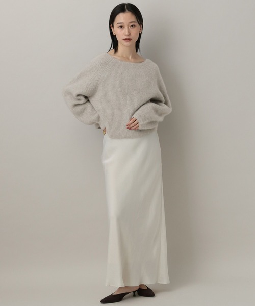 A part by(アパートバイ)の「【前後2WAY】フォックスカシミヤウールラメVネックプルオーバー(ニット/セーター・レディース・アイボリー/ライトベージュ/ネイビー・FREE)」の13枚目の写真