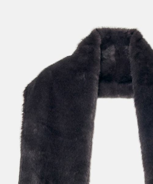 LE CIEL BLEU（ルシェルブルー）の「フェイクミンクスカーフ / Faux Mink Scarf（ストール/ショール・レディース・ブラウン/グレー・36）」の3枚目の写真