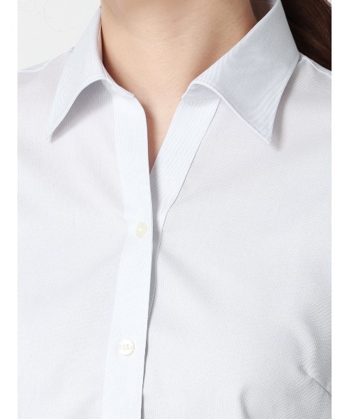 SUIT SQUARE（スーツスクエア）の「スキッパーカラーシャツ 長袖 NON IRONMAX ストレッチ ピンストライプ Blouse（シャツ/ブラウス・レディース・グレー・42(13号)/40(11号)/38(9号)/36(7号)）」の7枚目の写真