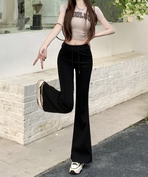 lilful（リルフル）の「裾フレア スリムデザイン スウェットパンツ（スウェットパンツ・レディース・ブラック/グレー/ライトグレー/ダークグレー・M/L）」の7枚目の写真