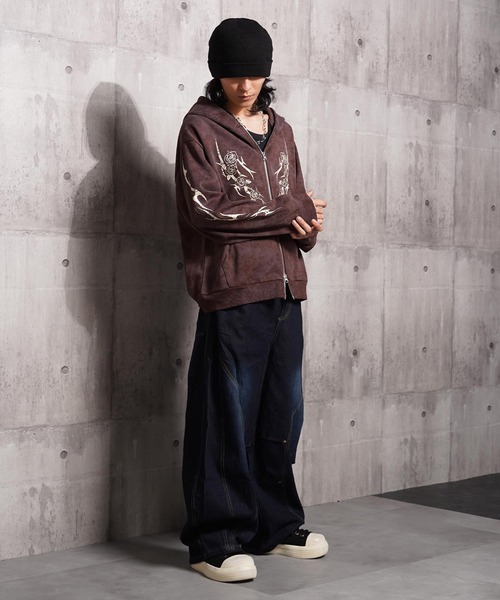 1111clothing(ワンフォークロージング)の「トライバル×薔薇 Wジップパーカー / Tribal × Rose Double-Zip Hoodie(パーカー・メンズ・ブラウン/ブラック/ワイン・L/M)」の21枚目の写真