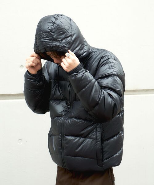 THE NORTH FACE（ザノースフェイス）の「THE NORTH FACE / ザ ノースフェイス ACONCAGUA HOODIE / ND92554（ダウンジャケット/コート・メンズ・ベージュ/ブラック・SMALL/MEDIUM/LARGE）」の11枚目の写真