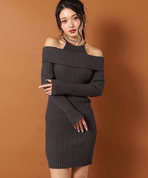 ANAP(アナップ)の「レイヤード見えオフショルダーリブニットミニワンピース(ワンピース・レディース・ライトグレー/ブラウン/ダークグレー・F)」の11枚目の写真