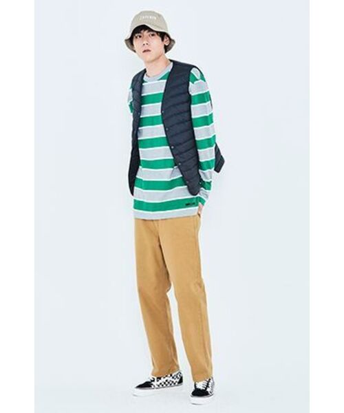 MUSINSA STANDARD（ムシンサスタンダード）の「Vネックライトダウンベスト[ネイビー]（ダウンベスト・メンズ・その他・27.5cm/28cm/27cm）」の12枚目の写真