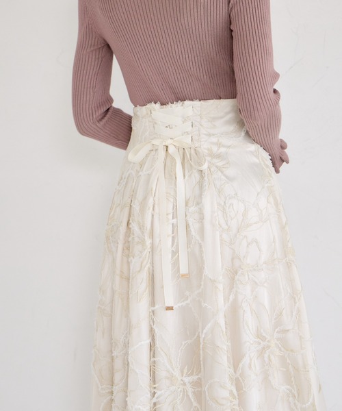 tocco closet（トッコ　クローゼット）の「バックレースアップモールレースタックフレアスカート（スカート・レディース・アイボリー/グレー/ピンク・M）」の8枚目の写真
