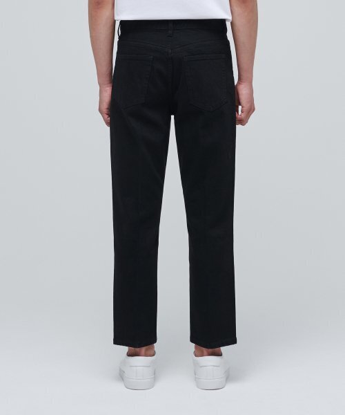 MUSINSA STANDARD（ムシンサスタンダード）の「テーパードクロップデニムパンツ[ブラック]（デニムパンツ・メンズ・その他・29/30/31/33/26/27/28/38/42/36/34/32）」の3枚目の写真