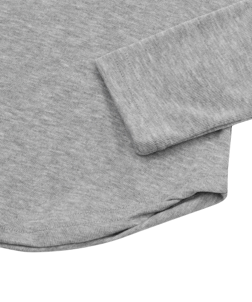 MUCENT(ムセント)の「エイナ スリムフィット スクエアネック ゴロリT (4カラー)(Tシャツ/カットソー・レディース・ブラック/ホワイト/グレー/Beige・FREE)」の5枚目の写真